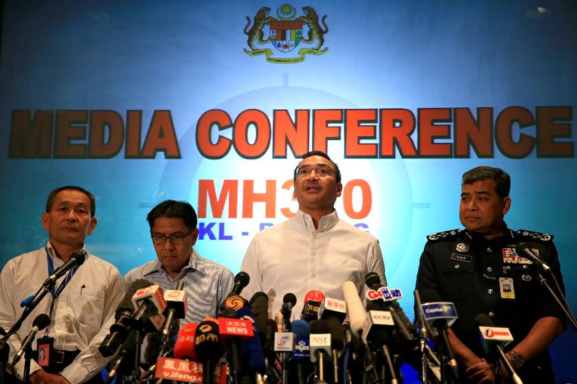 Ahmad Jauhari Yahya, Datuk Azharuddin Abdul Rahman, Datuk Seri Hishammuddin Tun Hussein and Khalid Abu Bakar at the MH370 press conference at Sama Sama Hotel, on March 16, 2014. u00e2u20acu201d Picture by Saw Siow Feng