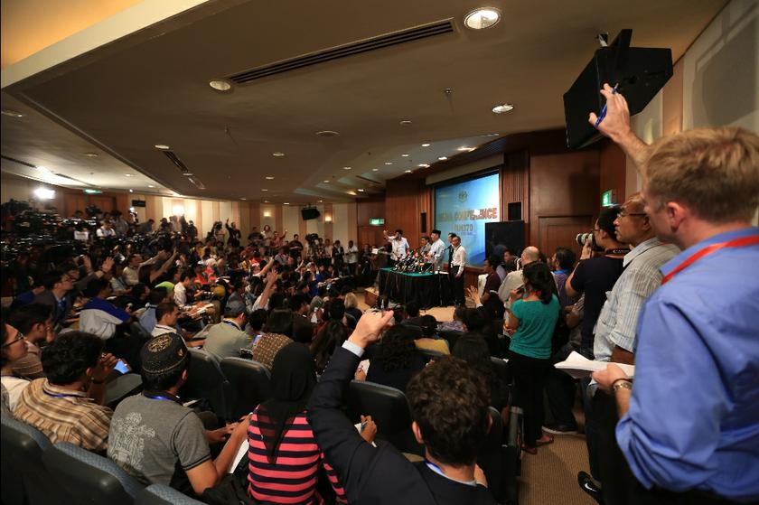 Local and foreign press attend the daily MH370 press conference at Sama Sama Hotel, on March 21, 2014. u00e2u20acu201d Picture by Saw Siow Feng