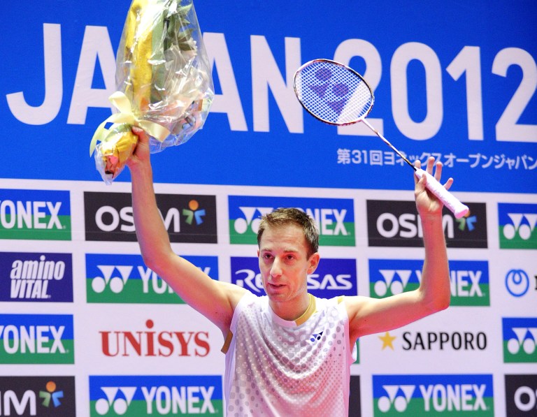 Peter Gade of Denmark acknowledges Japanese fans during his farewell exhibition match prior to the Japan Open badminton tournament finals in Tokyo on September 23, 2012. u00e2u20acu201dAFP pic