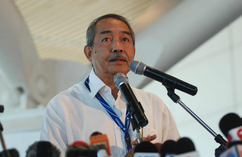 MAS chairman Tan Sri Md Nor Nd Yusof speaks at a press conference at the Kuala Lumpur International Airport (KLIA), March 25, 2014. u00e2u20acu2022 Picture by Yusof Mat Isan