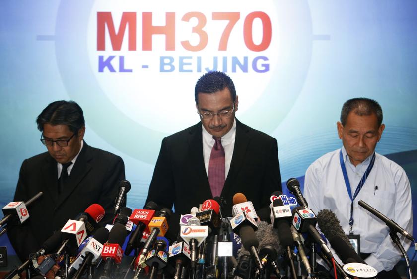 MAS group CEO Ahmad Jauhari Yahya (right) said both the plane maker and engine builder have denied they received two bursts of Aircraft Communications Addressing and Reporting System (ACARS) feedback allegedly from the missing MH370. u00e2u20acu201d Reuters p