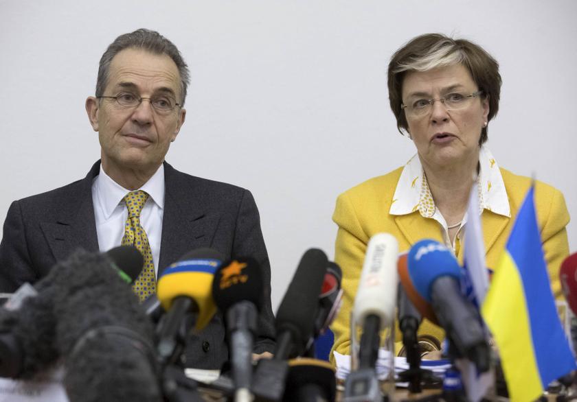 Tim Guldimann (L), Personal Envoy on Ukraine to co-ordinate all ongoing and planned OSCE activities on behalf of the Chairmanship and Astrid Thors, the OSCE High Commissioner on National Minorities, attend a news conference in Kiev, March 6, 2014. u00e2u20acu201d Reu