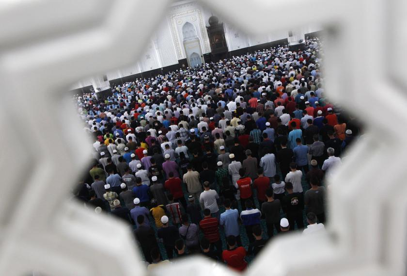 Muslims pray during Friday prayers at a mosque near Kuala Lumpur International Airport March 14, 2014. u00e2u20acu201d Reuters pic