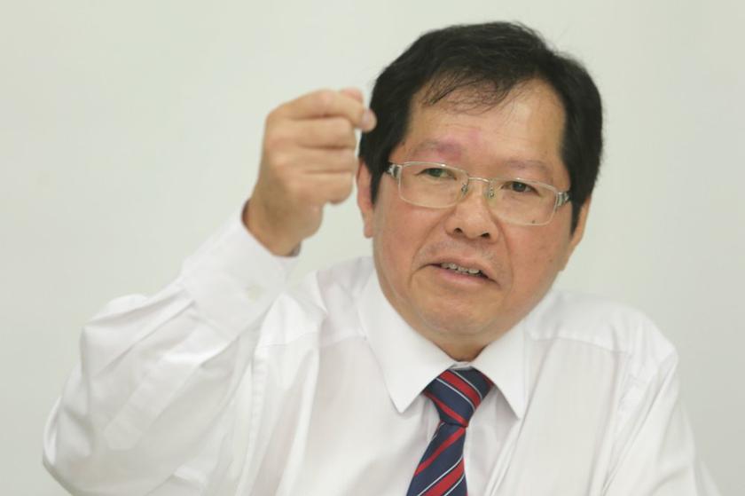 According to BSM president Lee Min Choon, JAIS admitted to sending an official to purchase a bible from the groupu00e2u20acu2122s office.  u00e2u20acu201d Picture by Choo Choy May