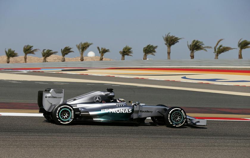 Mercedes Formula One driver Lewis Hamilton of Britain drives during the third practice session of the Bahrain F1 Grand Prix at the Bahrain International Circuit (BIC) in Sakhir, south of Manama April 5, 2014. u00e2u20acu201d Reuters pic