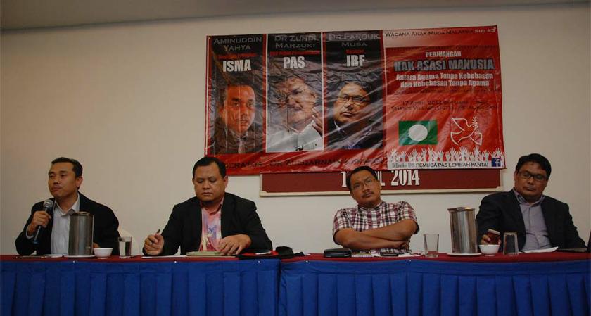 (From left) Isma vice president Aminuddin Yahaya, Dr Zuqarnain Lukman, PAS Research Center's Chief Operating Officer Dr Zuhdi Marzuki and Director of Islamic Renaissance Front Dr Ahmad Farouk Musa at the Isma forum in Petaling Jaya. u00e2u20acu201d Picture by Yusof M