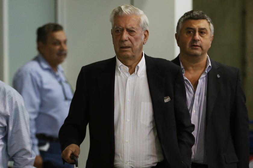 Peruvian-Spanish writer Mario Vargas Llosa arrives at the Simon Bolivar airport in Caracas April 23, 2014. u00e2u20acu201d Reuters pic