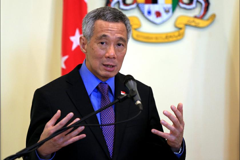 Singapore Prime Minister Lee Hsien Loong speaks at a private meeting in conjunction with the fifth Malaysia-Singapore Leaders' Retreat at Putrajaya, April 7 2014. u00e2u20acu201d Picture by Saw Siow Feng