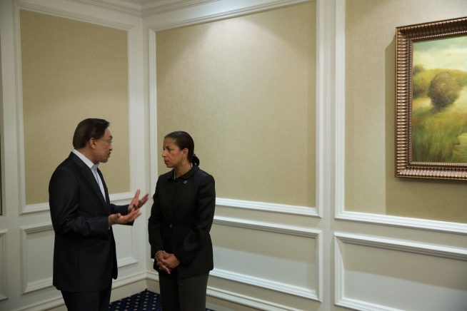 National Security Adviser Susan Rice meets with opposition leader Datuk Seri Anwar Ibrahim at the Ritz Carlton Hotel in Kuala Lumpur, on April 28, 2014. u00e2u20acu201d Picture courtesy of the White House