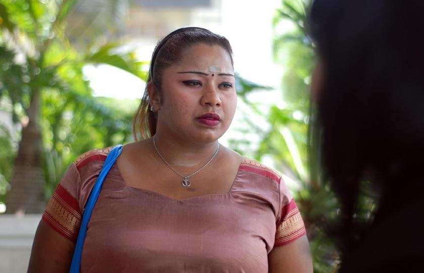 Deepa Subramaniam outside the High Court in Seremban on April 7, 2014. u00e2u20acu201d Picture by Yusof Mat Isa