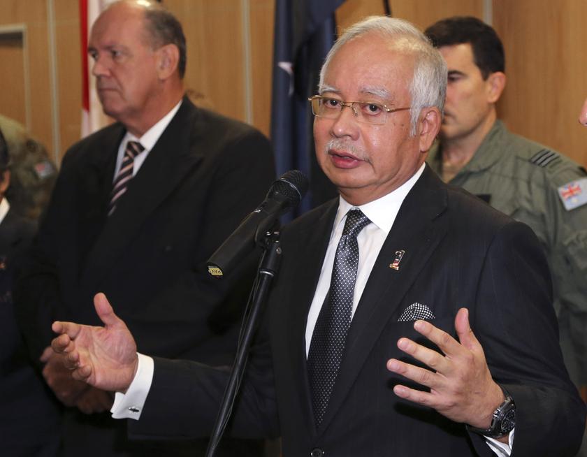 Malaysia's Prime Minister Datuk Seri Najib Razak speaks at a breakfast with crews from nations involved in the search for Malaysia Airlines flights MH370 at RAAF Base Pearce in Perth, April 3, 2014. u00e2u20acu201d Reuters pic