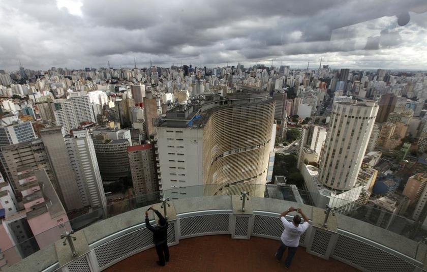Tourists take photos of the city of Sao Paulo April 24, 2014. u00e2u20acu2022 Reuters pic