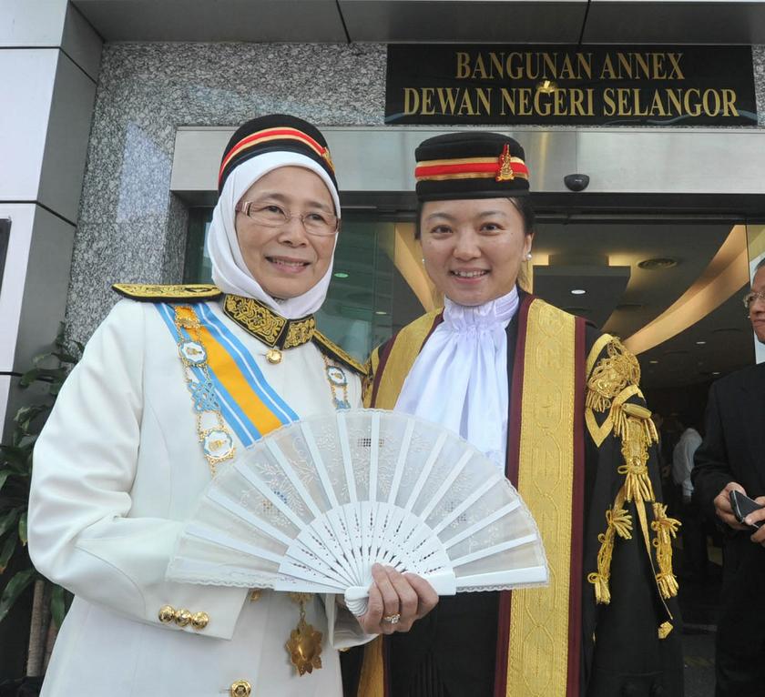 Datuk Seri Wan Azizah Wan Ismail  at the State Assembly Building in Shah Alam, on April 7, 2014.