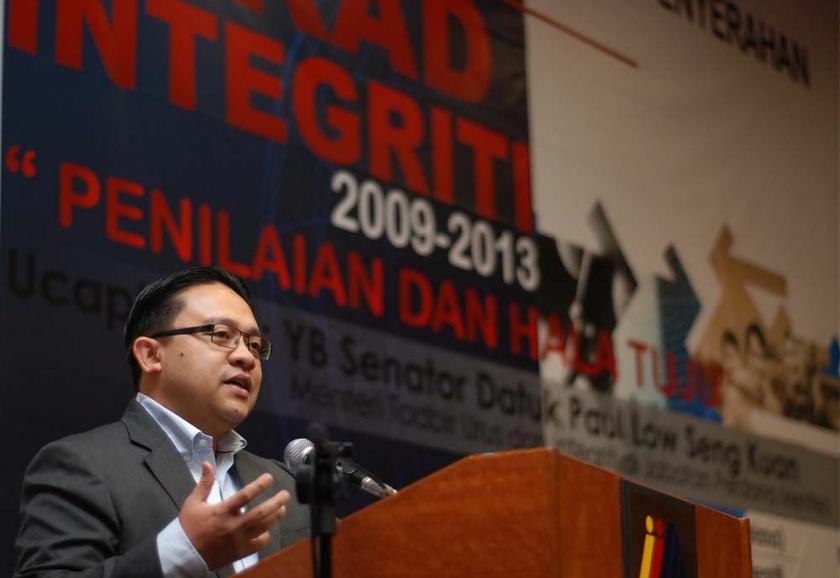 Chief Executive of the Institute for Democracy and Economic Affairs, Wan Saiful Wan Jan during the handover of the Integrity Report of Malaysia at Institute Integrity of Malaysia in Kuala Lumpur.  u00e2u20acu2022 Picture by Yusof Mat Isa