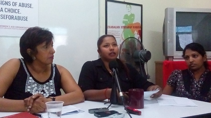 Deepa Subramaniam (centre), in a rare public appearance, shares her fears over her children's fate, May 29, 2014 u00e2u20acu201d Picture by Ida Lim