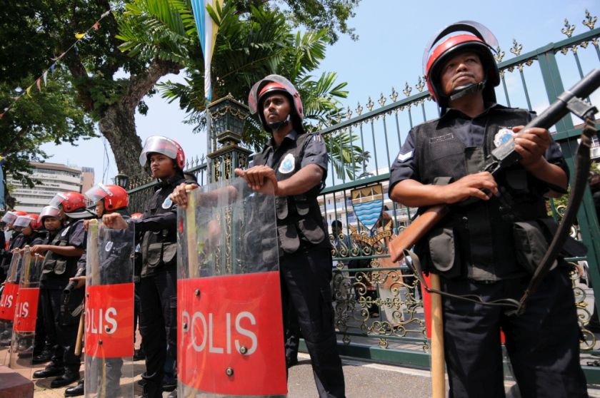 Federal Reserve Unit police guarding the Penang State assembly hall, May 22, 2014. u00e2u20acu201d Picture by K.E. Ooi