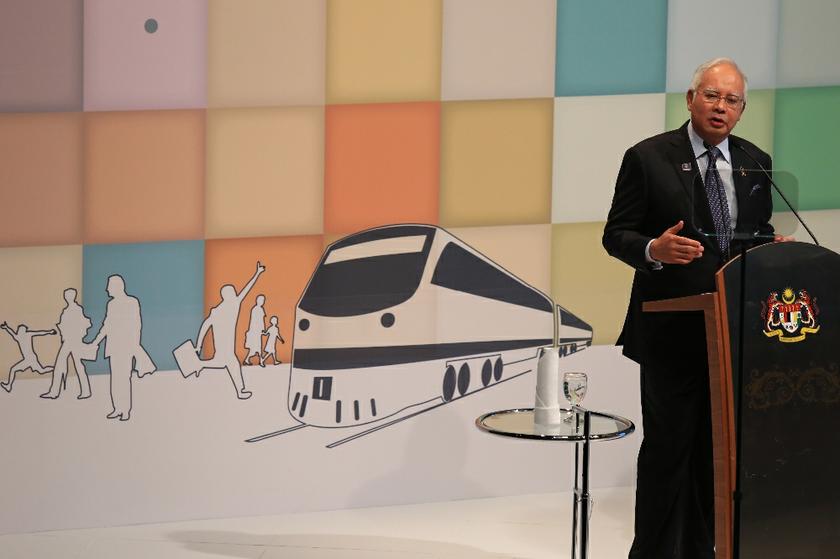 Prime Minister Datuk Seri Najib Razak gives a speech at the unveiling of the National Transformation Programme Annual Report 2013 at Auditorium Perdana, Angkasapuri, in Kuala Lumpur, on May 12, 2014. u00e2u20acu201d Picture by Saw Siow Feng