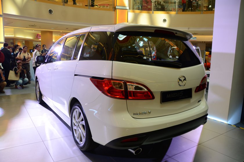 Rear view of the Mazda 5.