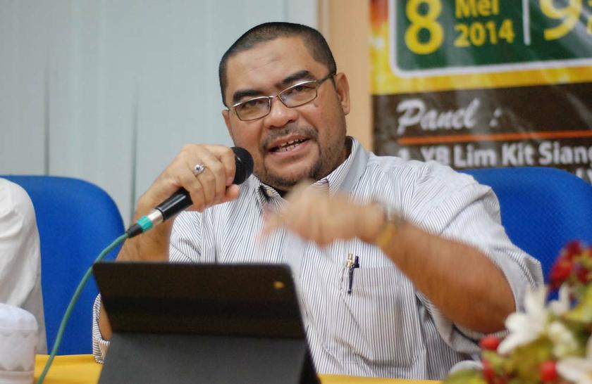 AJK PAS Malaysia, YB Dr Mujahid Yusof, May 4 2014.  Picture by Yusof Mat Isa