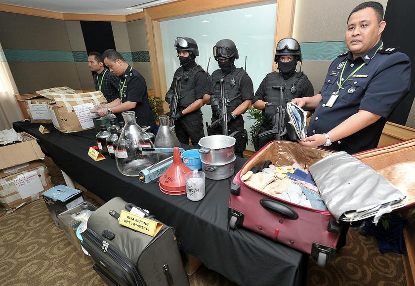 Police arrested three Iranian nationals believed to be involved in an international drug syndicate and seized RM3.16 million worth of syabu in Kuala Lumpur, on May 12, 2014. u00e2u20acu201d Bernama pic