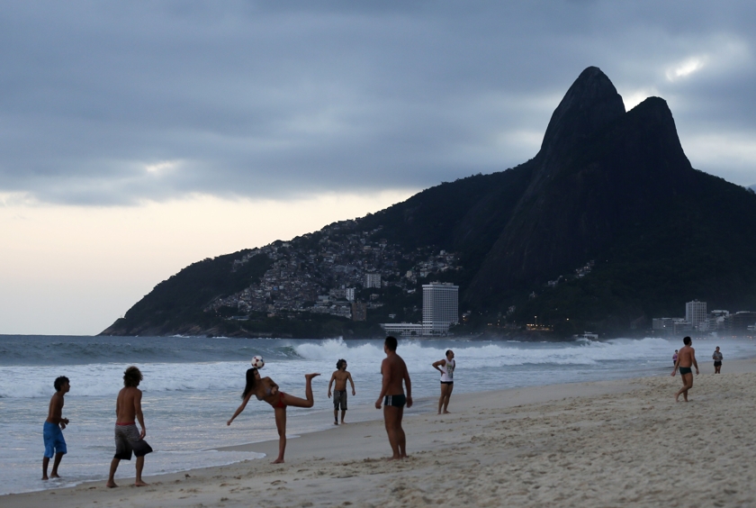 People play football at Ipanema beach in Rio de Janeiro June 4, 2014. u00e2u20acu201d Reuters pic