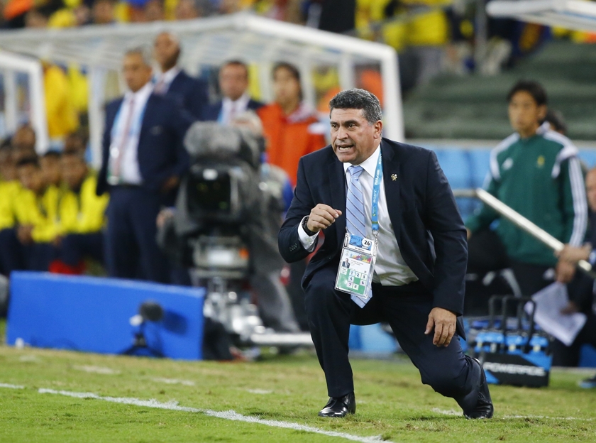 Honduras coach Luis Fernando Suarez reacts during their 2014 World Cup Group E soccer match against Ecuador at the Baixada arena in Curitiba June 20, 2014. u00e2u20acu201d Reuters pic