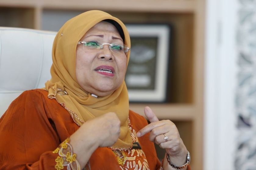 Women, Family and Community Development Minister Datuk Seri Rohani Abdul Karim says the Welfare Department will only take in children at the centre of interfaith custody battles if all other resolutions have been exhausted. u00e2u20acu2022 Picture by Choo Choy May