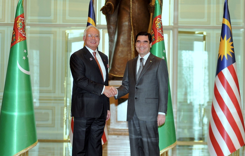 Prime Minister Datuk Seri Najib Razak meets with Turkmenistan President Gurbanguly Berdimuhamedov at the Presidentu00e2u20acu2122s Palace in Ashgabat, Turkmensistan, June 10, 2014. u00e2u20acu201d Bernama pic