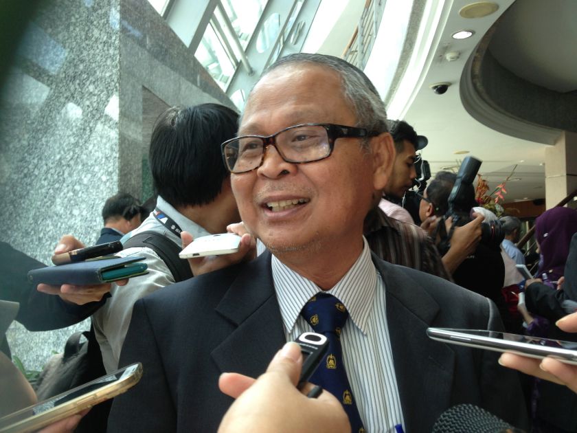 Datuk Mohd Shamsuddin defended MAIS' decision to not return bibles to BSM. u00e2u20acu201d Picture by Melissa Chi
