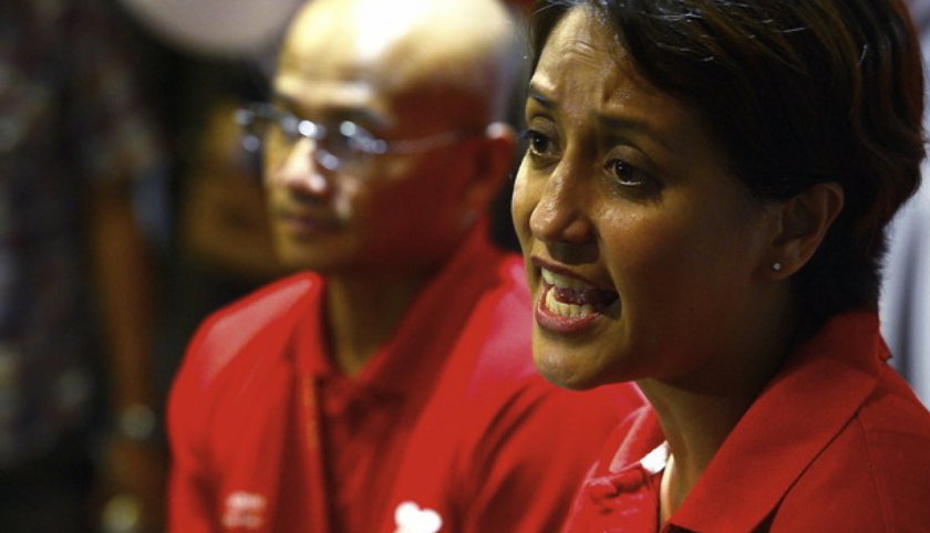 File picture shows AirAsia X CEO Azran Osman Rani (left) and Air Asia CEO Aireen Omar giving a press conference at KLIA2, May 9, 2014. u00e2u20acu201d Bernama pic