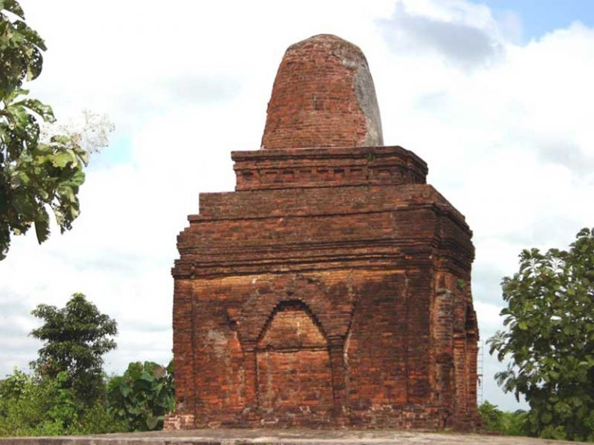 The ancient Pyu cities reveal imposing Buddhist temples. u00e2u20acu201d AFP picn