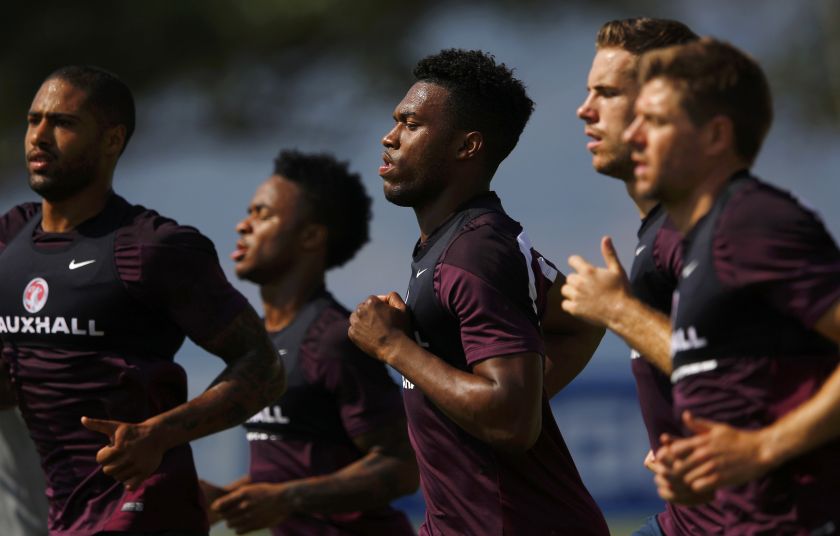 England's Daniel Sturridge (centre) runs with teammates during a training session at the 2014 World Cup in Rio de Janeiro June 16, 2014. u00e2u20acu201d Reuters pic