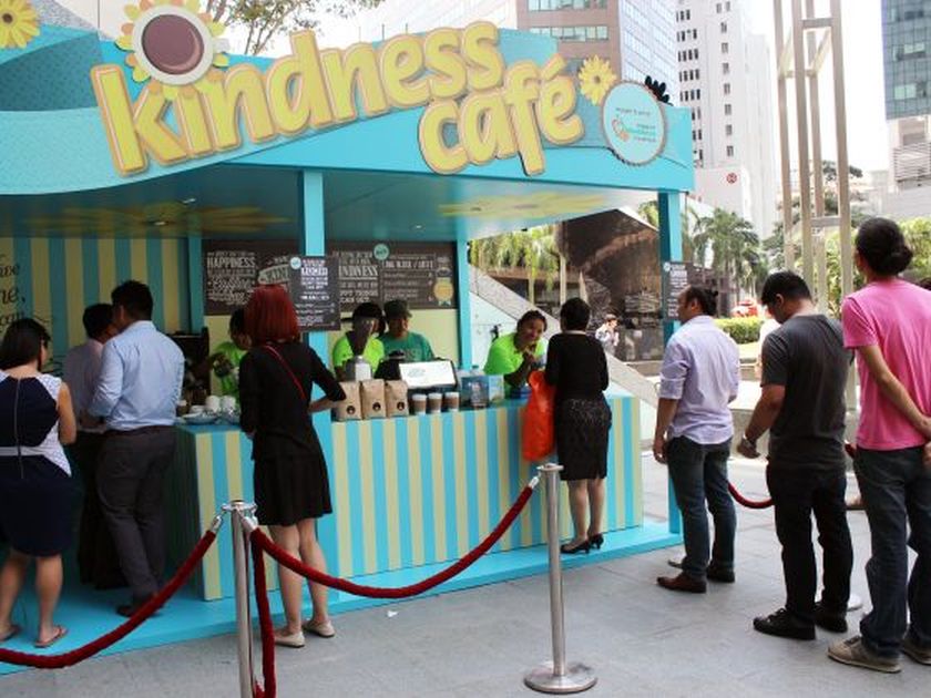 The public queuing up for a coffee fix at Kindness Cafe. u00e2u20acu201d Picture courtesy of Singapore Kindness Movement