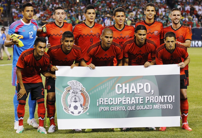 Mexico's national team poses for a team photo before their international friendly match against Bosnia and Herzegovina at Soldier Field in Chicago June 3, 2014. u00e2u20acu201d Reuters pic