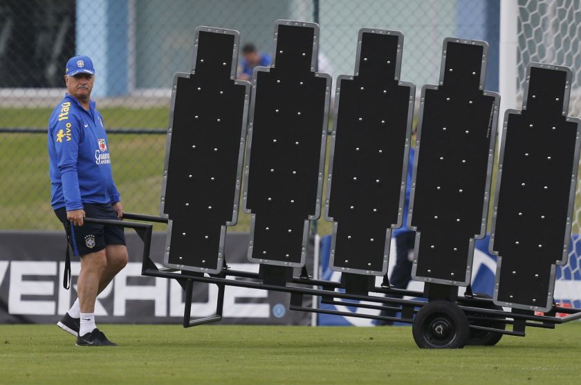 Brazil's national football head coach Luiz Felipe Scolari conducts a training session in Teresopolis near Rio de Janeiro June 15, 2014. u00e2u20acu2022 Reuters pic  