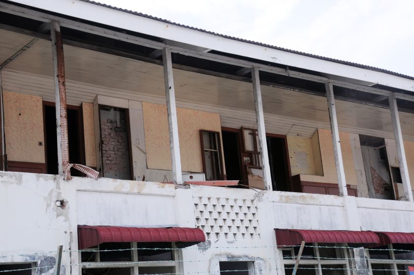 The walls of the buildings are rotting and falling apart due to neglect over the years. ― Picture by K.E.Ooi