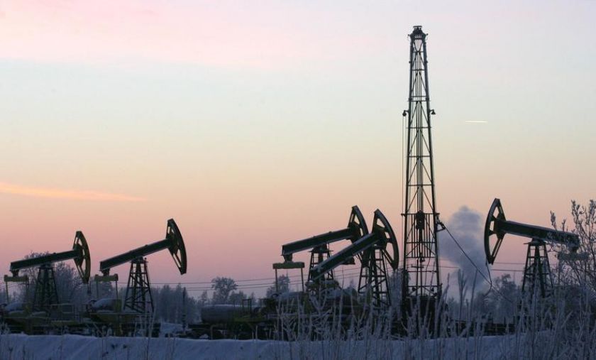 Derricks at Yuganskneftegaz oil processing facility at Mamontovskoye oilfield outside the Siberian town of Nefteyugansk. u00e2u20acu201d Reuters pic