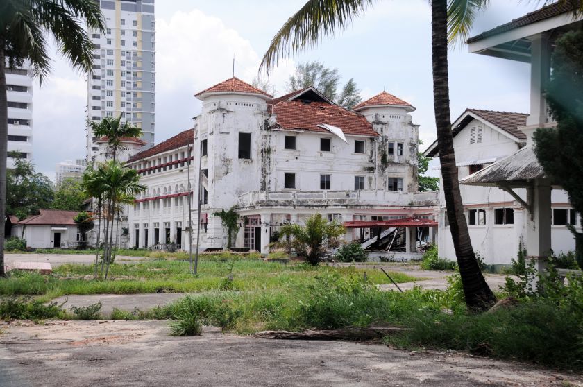 The former Runnymede Hotel is left vacant and its structures are deteriorating. u00e2u20acu2022 Picture by K.E.Ooi