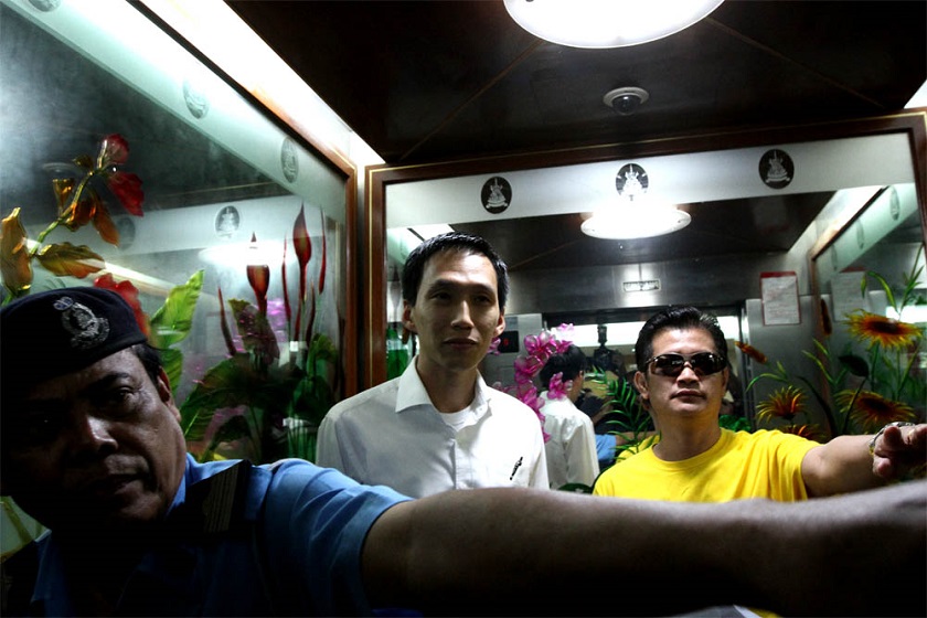 Ean Yong Hian Wah arriving at the Bangunan Sultan Salahuddin Abdul Aziz Shah (SUK) in Shah Alam, August 13, 2014. u00e2u20acu201d Picture by Yusof Mat Isa