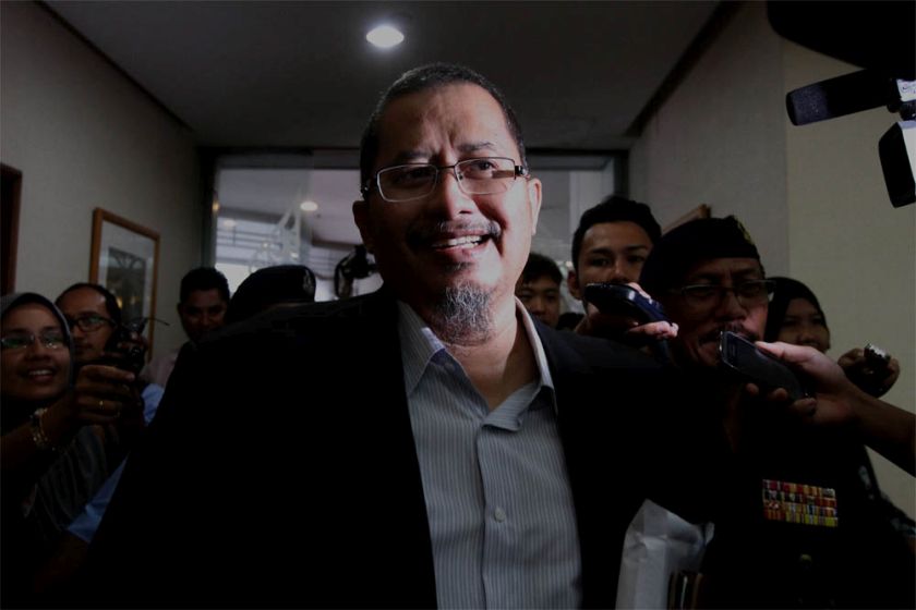 Iskandar Abdul Samad, ADUN Cempaka, arriving at Bangunan SSAAS in Shah Alam for the MTES meeting, August 14, 2014. u00e2u20acu201d Picture by Yusof Mat Isa 