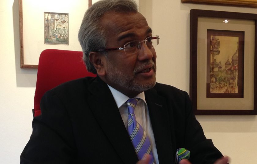 Tan Sri Muhammad Shafee Abdullah, who is representing Fuelsubs House Sdn Bhd,  speaks to reporters on August 25, 2014. u00e2u20acu201d Picture by Melissa Chi