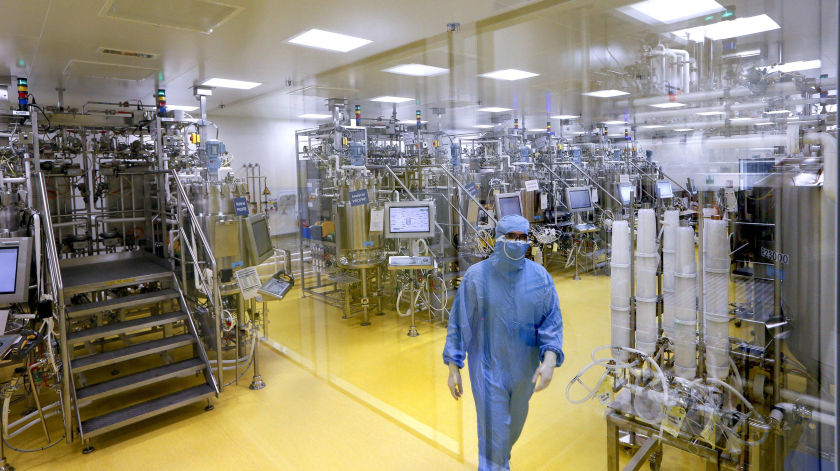 A view of the viral culture unit at the French drugmaker Sanofi Pasteur'snear Lyon, in this March 14, 2014 file picture. Sanofi is developing the first vaccine against dengue fever. u00e2u20acu201d Reuters pic