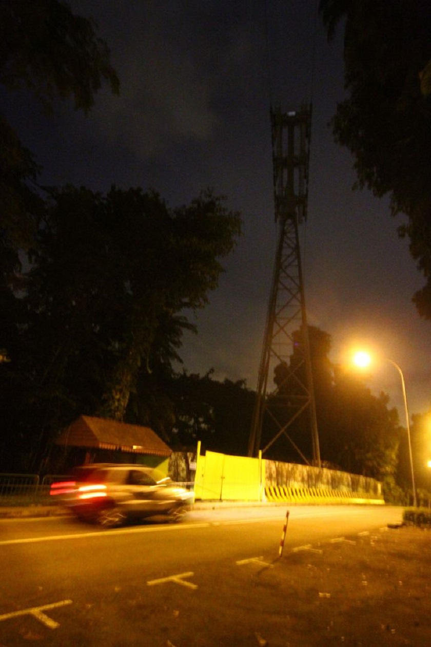 The empty cabin got dislodged and fell at the construction site along Imbiah Walk on Sentosa. u00e2u20acu201d Today pic 