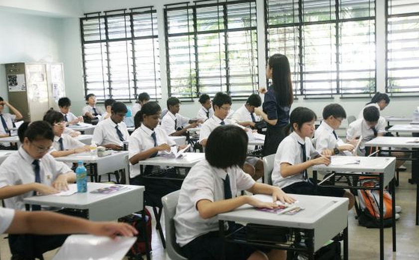 Non-graduates currently make up about 15 per cent of Singapore's teaching force. u00e2u20acu201d TODAY pic