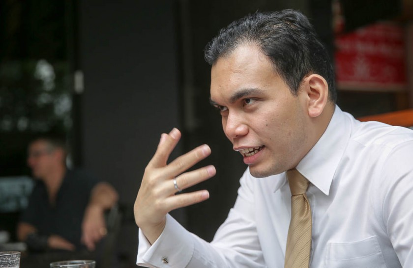 National Young Lawyers Committee (NYLC) chairman Syahredzan Johan. u00e2u20acu201d Picture by Choo Choy May