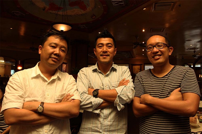 (From left) Naga DDB executive creative director Alvin Teoh, Reservoir World executive producer Chow Chun Son and Naga DDB creative director Chan Woei Hern pose for a photo at the Dome KLCC in Kuala Lumpur. u00e2u20acu201d Picture by Yusof Mat Isa