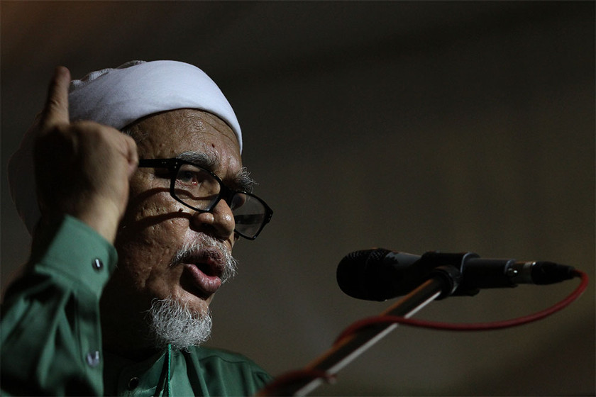 PAS president Datuk Seri Abdul Hadi Awang caused some confusion in Parliament earlier when he told reporters the hudud option for non-Muslims in Kelantan would still be applicable under the proposed amendments. ― Picture by Yusof Mat Isa