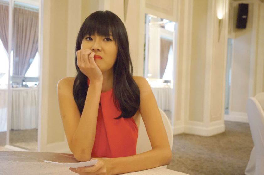 This is only one of Singapore actress Carrie Wongu00e2u20acu2122s many awkward moments. u00e2u20acu201d TODAY pic