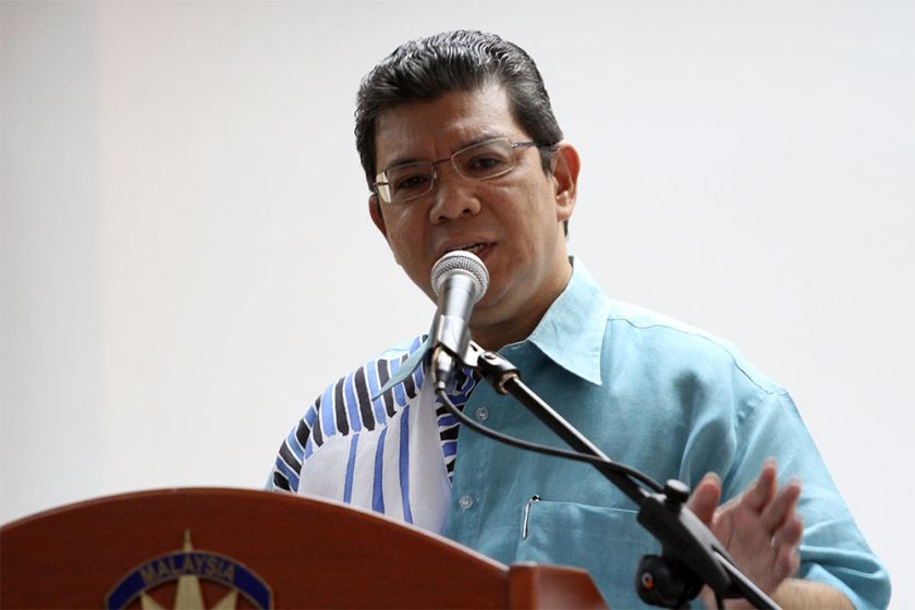 NUCC council member Datuk Saifuddin Abdullah gives a speech at a public forum at the Raja Aziz Addruse Auditorium in Kuala Lumpur, September 6, 2014. u00e2u20acu201d Picture by Yusof Mat Isa