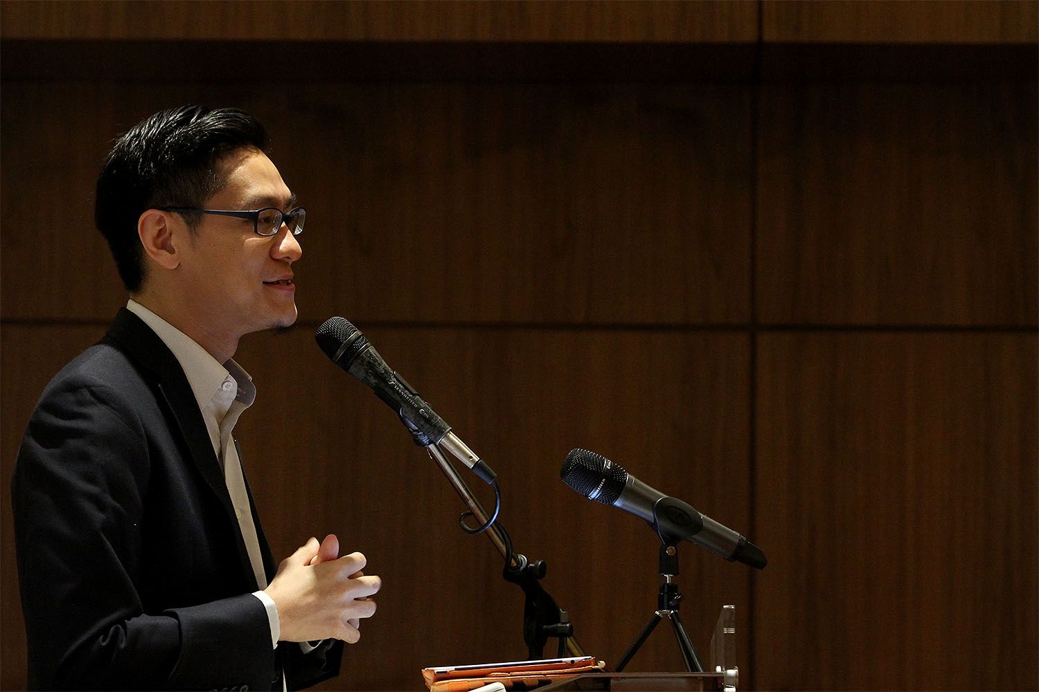 Zairil Khir Johari deliver his speech during Symposium on Islam, Democracy and Secularism at the Renaissance Hotel in Kuala Lumpur. u00e2u20acu201d Picture by Yusof Mat Isa